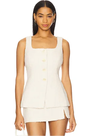 REVOLVE ASTR the Label Astr the label chaleco vest en color neutral talla M en - Neutral. Talla M (también en S, XS).