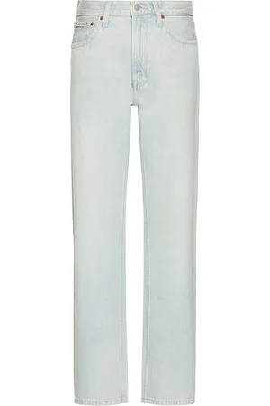 REVOLVE Calvin Klein Calvin klein 90s straight jeans en color azul talla 32 en - Blue. Talla 32 (también en 33, 34).