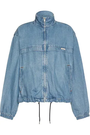 REVOLVE Calvin Klein Calvin klein chaqueta tipo anorak denim en color azul talla L en - Blue. Talla L (también en M, S).