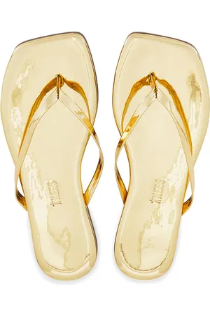 REVOLVE TKEES Tkees chanclas lily en color oro metálico talla 10 en - Metallic Gold. Talla 10 (también en 11, 6, 7, 8, 9).