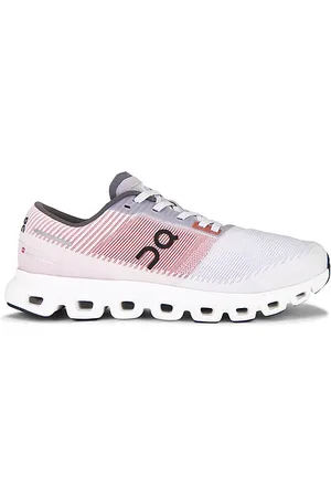REVOLVE On On zapatillas deportivas cloud 6 en color rojo talla 10 en - Red. Talla 10 (también en 10.5, 11, 11.5, 12, 12.5, 13, 7, 7.5, 8, 8.5