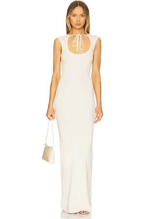 REVOLVE Aya Muse Aya muse vestido largo con abertura y lazo en color blanco talla L en - White. Talla L (también en M, S, XS, XXS).