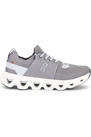 REVOLVE On On zapatillas deportivas cloudswift en color gris talla 10 en - Grey. Talla 10 (también en 10.5, 11, 11.5, 12, 12.5, 13, 7, 7.5, 8