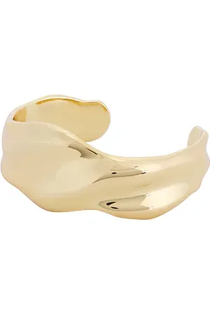 REVOLVE Ettika Ettika pulsera wavy days en color oro metálico talla all en - Metallic Gold. Talla all.