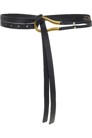 REVOLVE Petit moments Petit moments cinturón loop en color talla all en - Black. Talla all.