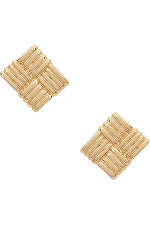 REVOLVE Lovers and Friends Lovers and friends pendientes matilda en color oro metálico talla all en - Metallic Gold. Talla all.