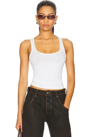 REVOLVE EB Denim Eb denim lucy racerback tank en color talla L en - White. Talla L (también en M).