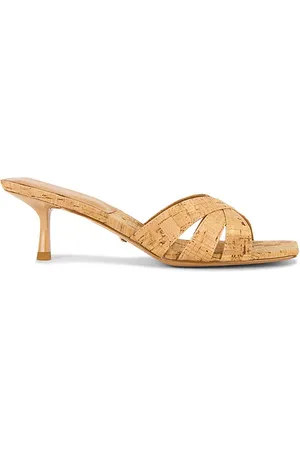 REVOLVE RAYE Raye sandalia cassie en color bronce talla 10 en - Tan. Talla 10 (también en 5, 6, 7, 8, 9).