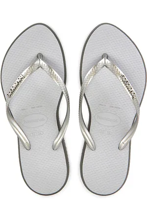 REVOLVE Havaianas Havaianas sandalia slim point en color gris talla 35/36 en - Grey. Talla 35/36 (también en 37/38, 39/40, 41/42).