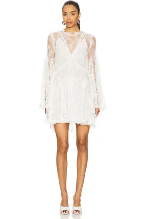 REVOLVE AKNVAS Aknvas vestido encaje dorian en color talla M en - White. Talla M (también en S).