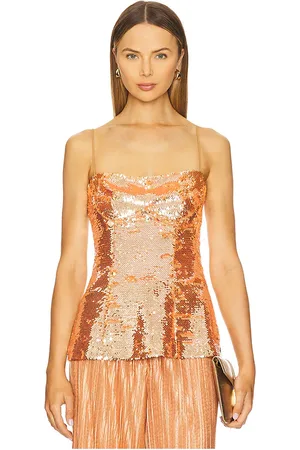 REVOLVE Sabina Musayev Sabina musayev top sin mangas mackenzie en color cobre metálico talla L en - Metallic . Talla L (también en M, S, XL, XS).