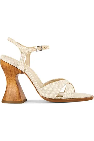 REVOLVE Schutz Schutz sandalia hilda curve en color beige talla 10 en - Beige. Talla 10 (también en 11, 5, 5.5, 6, 6.5, 7, 7.5, 8, 8.5, 9, 9