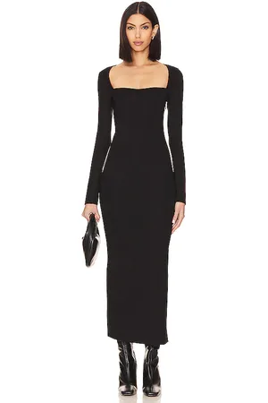 REVOLVE Lovers and Friends Lovers and friends vestido midi ?velyne en color talla M en - Black. Talla M (también en S).