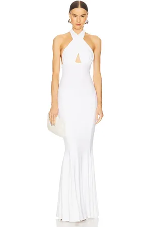 REVOLVE Norma Kamali Norma kamali vestido de cola de pez con cuello halter en color blanco talla L en - White. Talla L (también en M, S, XL, XS).