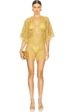 REVOLVE Norma Kamali Norma kamali jumpshort rectangulares en color verde oliva talla L en - Olive. Talla L (también en M, S, XL).