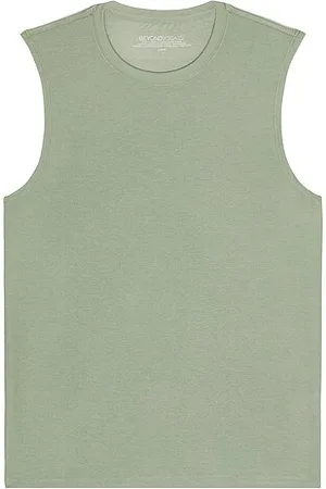 REVOLVE Beyond Yoga Beyond yoga camiseta tirantes en color verde salvia talla L en - Sage. Talla L (también en M, S, XL/1X).