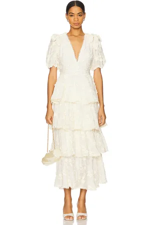 REVOLVE ASTR the Label Astr the label vestido arianell en color talla M en - Cream. Talla M (también en S).