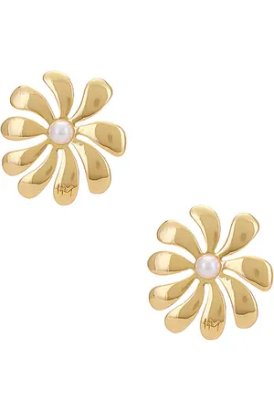 REVOLVE Heaven Mayhem Heaven mayhem pendientes floral en color oro metálico talla all en - Metallic Gold. Talla all.