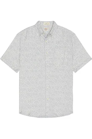 REVOLVE Faherty Faherty camisa manga corta breeze en color azul talla L en - Blue. Talla L (también en M, S, XL/1X).