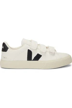 REVOLVE Veja Veja zapatilla deportiva recife en color blanco talla 40 en - White. Talla 40 (también en 41, 42, 43, 44, 45).