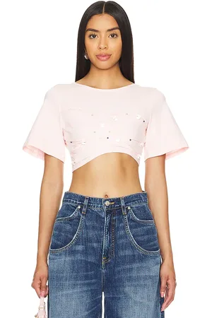REVOLVE Susan Fang Susan fang camiseta de punto de crochet con cuentas en color talla M en - Pink. Talla M (también en S).