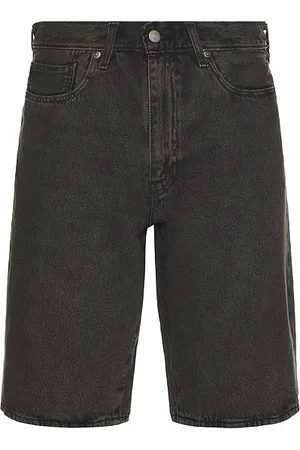 REVOLVE LEVI