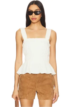 REVOLVE Steve Madden Steve madden top sin mangas gabrielle en color crema talla L en - Cream. Talla L (también en M, S, XS).