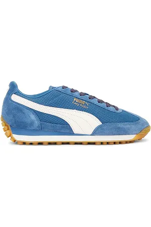 REVOLVE Puma Select Puma select zapatilla deportiva easy rider en color talla 10.5 en - Blue. Talla 10.5 (también en 8).