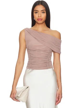 REVOLVE LPA Lpa mona top en color taupe talla M en - Taupe. Talla M (también en XS).