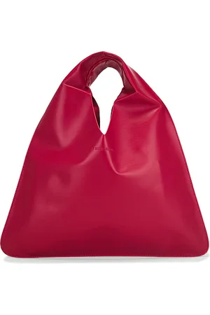 REVOLVE 8 Other Reasons 8 other reasons bolso hobo slouch en color burgundy talla all en - Burgundy. Talla all.