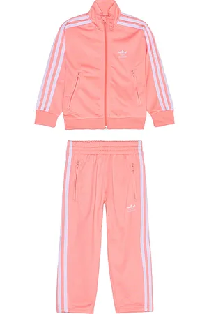 REVOLVE Adidas Originals Adidas originals chandal firebird en color coral talla 4T en - Coral. Talla 4T (también en 2XS (5-6 years), 5T, XS (7