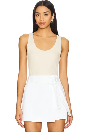 REVOLVE Veronica Beard Veronica beard camiseta tirantes birke en color ivory talla L en - Ivory. Talla L (también en M, S, XL, XS).