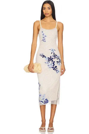 REVOLVE Agua Bendita Agua bendita vestido midi adelaida en color ivory talla M en - Ivory. Talla M (también en S).