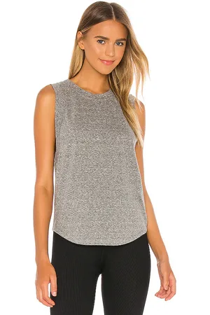 REVOLVE YEAR OF OURS Year of ours camiseta de tirantes perfect en color gris talla M en - Grey. Talla M (también en L, S, XL, XS).