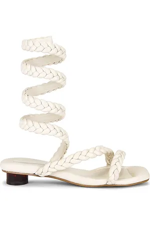 REVOLVE Nora Lozza Nora lozza sandalia roma en color talla 10 en - White. Talla 10 (también en 6, 7, 8, 9).
