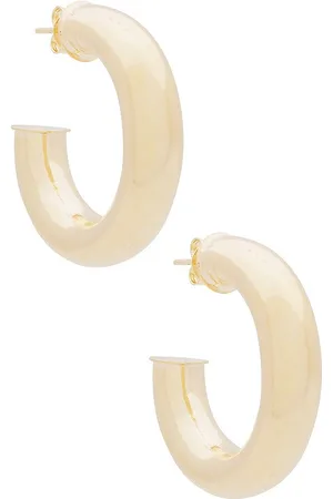 REVOLVE The M Jewelers NY The m jewelers ny aros madison en color oro metálico talla all en - Metallic Gold. Talla all.