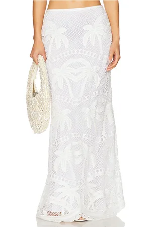 REVOLVE Le Superbe Le superbe falda maxi bohemia en color blanco talla L en - White. Talla L (también en M, S, XS).