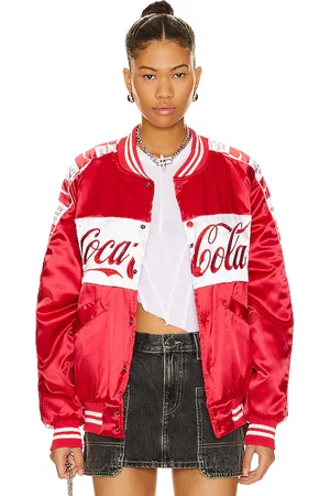 REVOLVE The Laundry Room The laundry room chaqueta team coca cola stadium en color rojo talla L en Red Black & White - Red. Talla L (también en M, S, XL, XS
