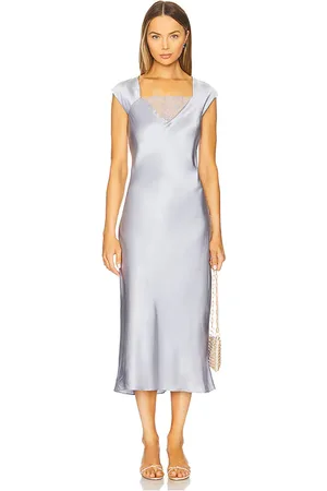 REVOLVE CAMI NYC Cami nyc maxivestido dress en color lavanda talla L en - Lavender. Talla L (también en M, S, XL, XS, XXS).