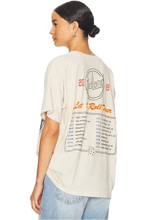 REVOLVE DAYDREAMER Daydreamer camiseta midland let it roll tour merch en color blanco talla L en - White. Talla L (también en M, S, XL, XS).