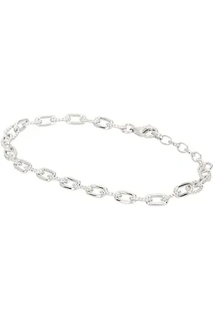 REVOLVE Serge de Nimes Serge de nimes brazalete dynasty en color metálico talla all en - Metallic Silver. Talla all.