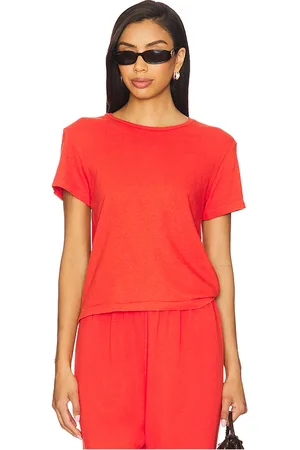 REVOLVE Perfectwhitetee Perfectwhitetee camiseta cuello redondo en color rojo talla L en - Red. Talla L (también en M, S, XL, XS).