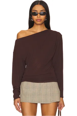 REVOLVE ASTR the Label Astr the label nary top en color talla S en - Brown. Talla S (también en XL).