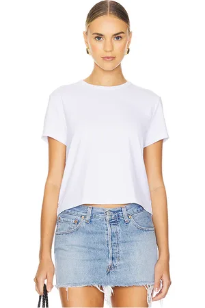 REVOLVE Cuts Cuts camiseta almost friday en color talla S en - White. Talla S (también en XS).