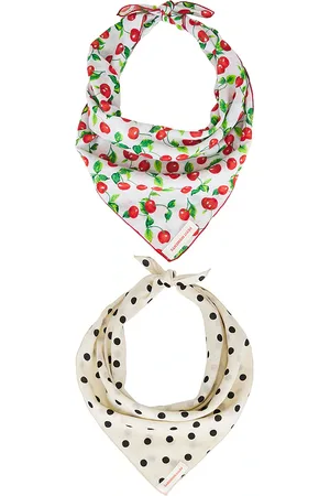 REVOLVE Petit moments Petit moments cherry and polka dot scarf set en color cream,white talla all en - Cream,White. Talla all.