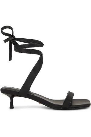 REVOLVE RAYE Raye tacón ore en color talla 10 en - Black. Talla 10 (también en 5.5, 6, 6.5, 7, 7.5, 8, 8.5, 9, 9.5).