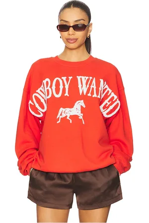 REVOLVE DAYDREAMER Daydreamer sudadera cowboy wanted en color rojo talla L en - Red. Talla L (también en M, S, XL, XS).