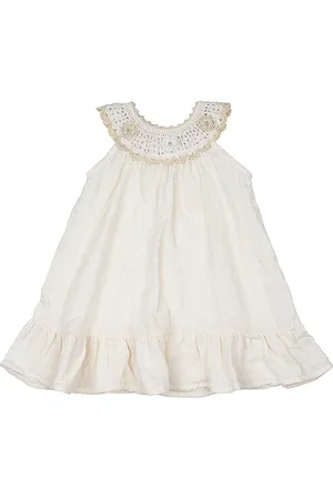 REVOLVE Wild Wawa Wild wawa vestido ganchillo petal en color crema talla 18/24 en - Cream. Talla 18/24 (también en 2/3, 3/4, 5/6).