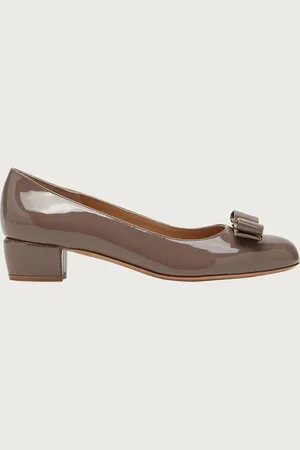 Salvatore Ferragamo Zapatos de salón Vara Marrón Talla 35
