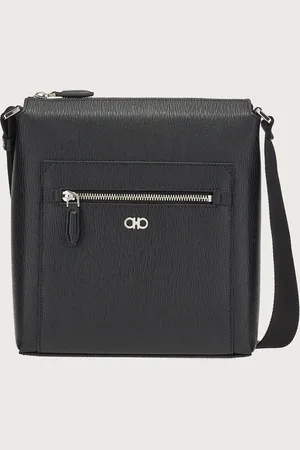 Salvatore Ferragamo Bolso bandolera Gancini Negro